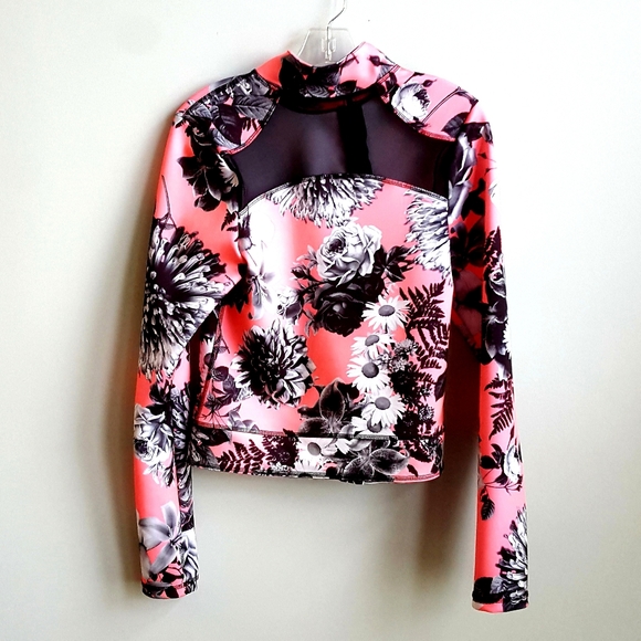 Activewear, assymetrical floral zip jacket - Picture 2 of 5